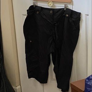 NWOT Sandro Cropped Pants, Black, Size 18W